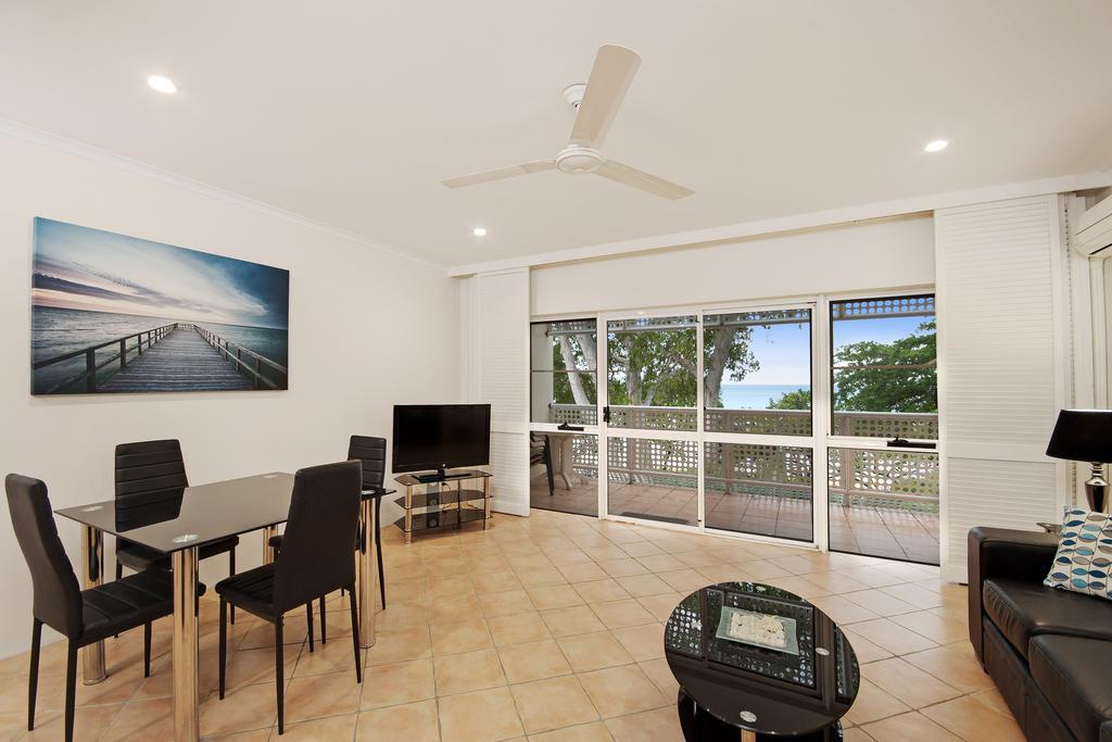 Marlin Waters Beachfront apartamentos Palm Cove Exterior foto